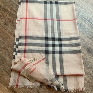 Burberry scarf